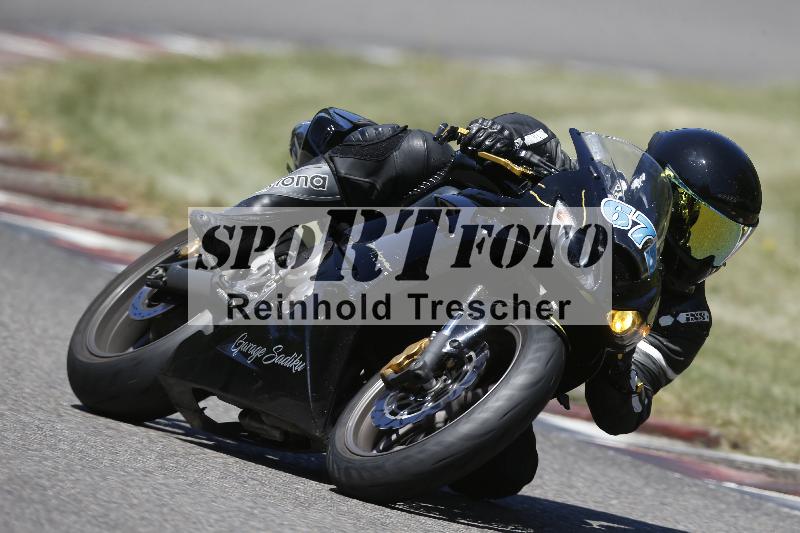 /Archiv-2025/31 24.06.2025 Get Faster Caremotion ADR/Gruppe gelb/675